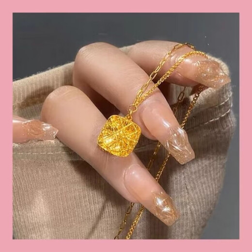 Menbin Lao Fenghuang Gold Store 9999 pure gold covered silver brushed sugar cube pendant yellow I gold necklace women's pendant clavicle chain brilliant A model one about 0.29 + gift box