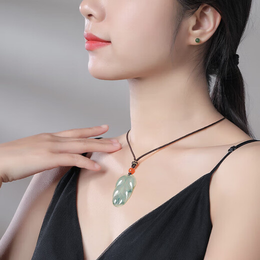 Returning to the 11.11 Carnival with Heart Ginseng Jade, A-quality jade pendants, men’s and women’s floating flower and leaf jade pendants