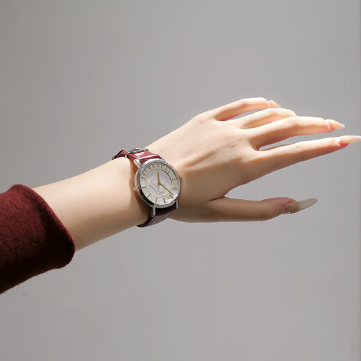 Versace (VERSACE) Swiss watch ladies Medusa quartz watch gift box New Year's birthday gift for girlfriend VEK400221-36MM