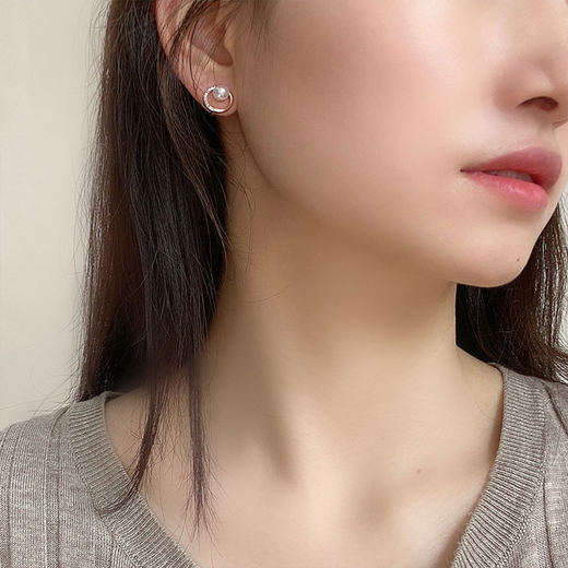 Idel earrings for women 2025 new style, elegant and luxurious, no pierced ear clips, trendy earrings for girlfriends birthday gift E2807 light luxury ear clip style