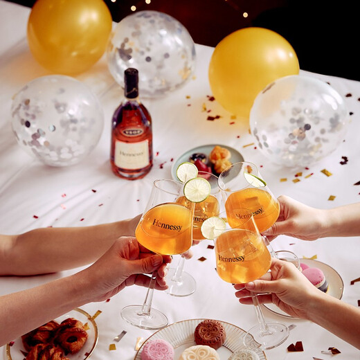 轩尼诗（Hennessy）VSOP干邑白兰地 700ml （老包装）法国原装 进口洋酒 1.4斤标准装 700mL 1瓶