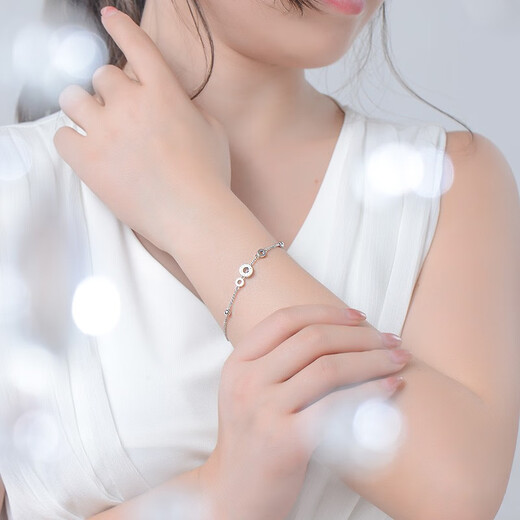 Yuan Shengfu's new PT950 boutique fashion ring platinum bracelet, personalized platinum hand jewelry for women, 3.94g, 16-18cm adjustable