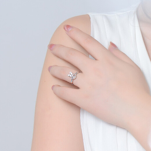 Yuan Shengfu's new fashionable platinum PT950 ring, women's versatile rabbit ear platinum ring, adjustable, 2.65 grams, adjustable mouth