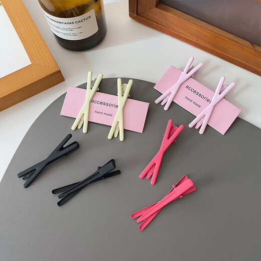Candy color hair clip girl side clip dopamine duckbill clip internet celebrity cross clip cute little hair clip bangs clip hair clip off-white cross 2 pieces (1 pair)
