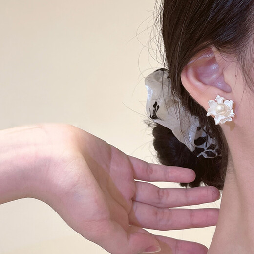 Gin Chie's sterling silver freshwater pearl earrings for women, high-end light luxury earrings and earrings, Valentine's Day birthday gift for girlfriend, white jasmine earrings/freshwater pearls + seven warehouse delivery/next day delivery, exquisite gift box for wife/Valentine's Day girl gift/with jewelry certificate