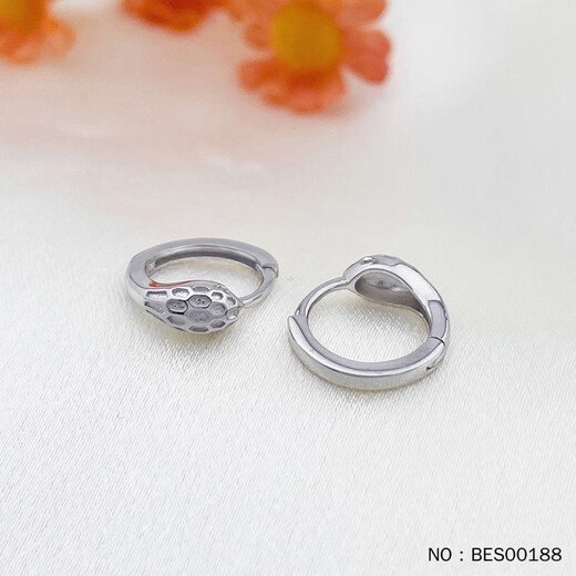 Haibaolou PT950 platinum earrings, platinum earrings with side carvings, snake earrings, 3.85g pair