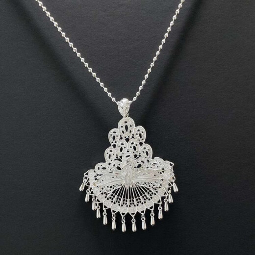 DL 1998 Fat Donglai same style Miao silver jewelry Guizhou Miao silver necklace ethnic style retro peacock tassel necklace performance performance colorful large peacock