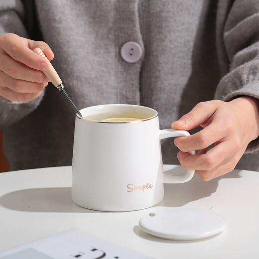 Chuanqi Ceramic Mug with Spoon Lid Coffee Cup Milk Cup Breakfast Cup Office Cup Men's and Women's Tea Cup Gold and White 400ml