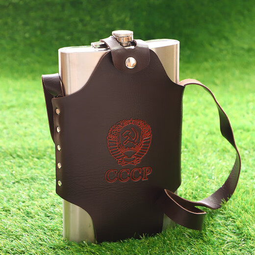 German imported quality stainless steel wine bottle 1 Jin Jin equals 0.5 kg 2 Jin Jin equals 0.5 kg 5 Jin Jin equals 0.5 kg 10 Jin Jin equals 0.5 kg Packed with outdoor thickened flat white wine bottle barrel portable kettle mini 7 ounces about 4 taels stainless steel Jack boxed funnel 1