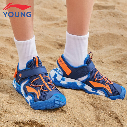 Li Ning children's sandals for boys, girls, middle and large children, summer style, breathable toe-toe, soft-soled casual shoes, river-trapping shoes, beach shoes, navy blue 032 40, inner length about 26.2cm, suitable for feet 25.2cm long