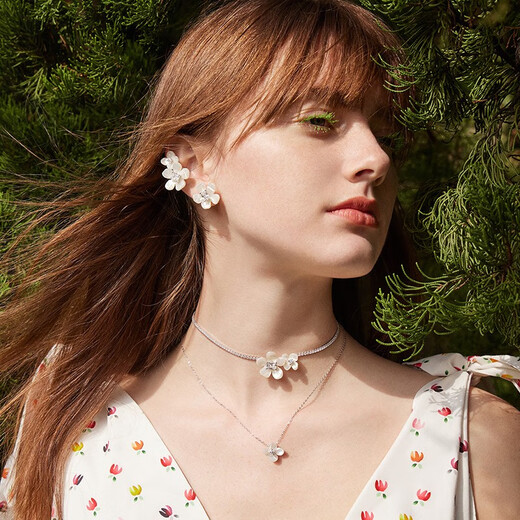 HEFANG He Fang Jewelry Freesia Cluster Necklace Clavicle Chain Light Luxurious and High-end Birthday Gift for Girlfriend White