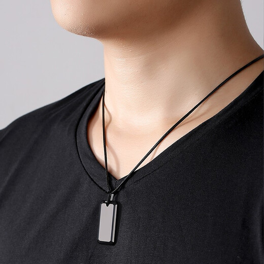 Peifeite black necklace men's trendy simple men's pendant sweater chain trendy pendant tungsten gold necklace men's engraving military brand black length 60cm