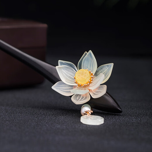 Meng Junchen's black sandalwood jade lotus hairpin, ancient style Hanfu hairpin, updo hairpin, step shaking tassel birthday gift for girlfriend, lotus tassel hairpin