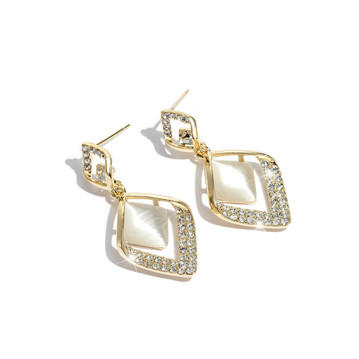 Qlady autumn and winter geometric earrings for women, fashionable temperament, light luxury decoration, cat's eye earrings, niche design, 925 silver needle earrings, female birthday gifts for girlfriends and wives