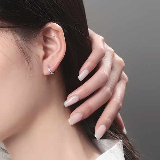 Safir platinum earrings for women Pt950 platinum geometric ring-shaped engraved platinum flower earrings as a birthday gift for girlfriend, about 1.10 grams