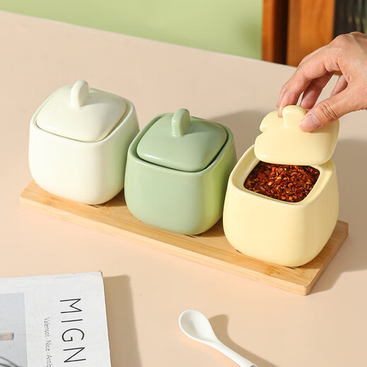SUMEIJI salt shaker kitchen seasoning jar salt shaker ceramic Japanese seasoning jar combination household seasoning bottle small jar light luxury seasoning box three-color 3-pack seasoning jar tray with spoon
