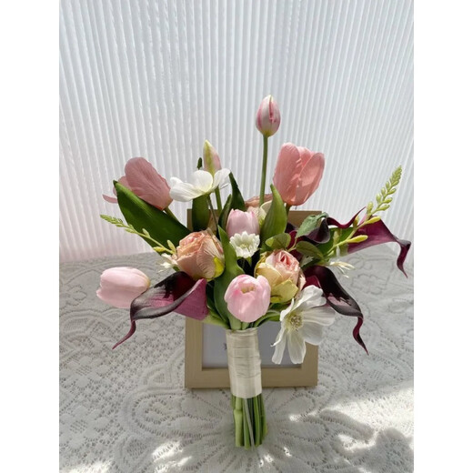 郁金香马蹄莲手捧花领证假花仿真花摄影拍照道具婚礼韩式新娘花束 HD-桔梗+玫瑰花