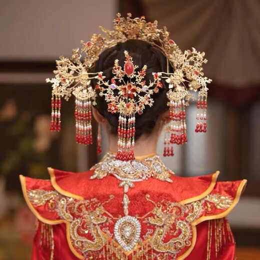 Wanbaozi bride Xiuhe tiara Chinese style ancient costume red phoenix crown tassel hair band back pressed Xiuhe clothing accessories make the face look smaller red crown suit