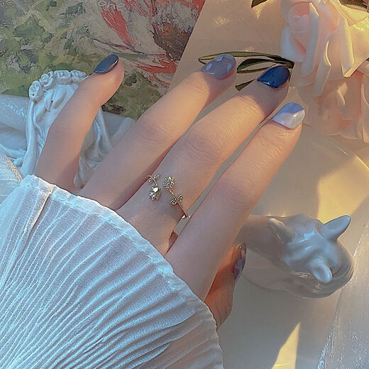 Snow Circle Tulip Ring Women's Light Luxury High-end Open Flower Ring Retro Niche Design 2024 New Fashion Golden Tulip Ring