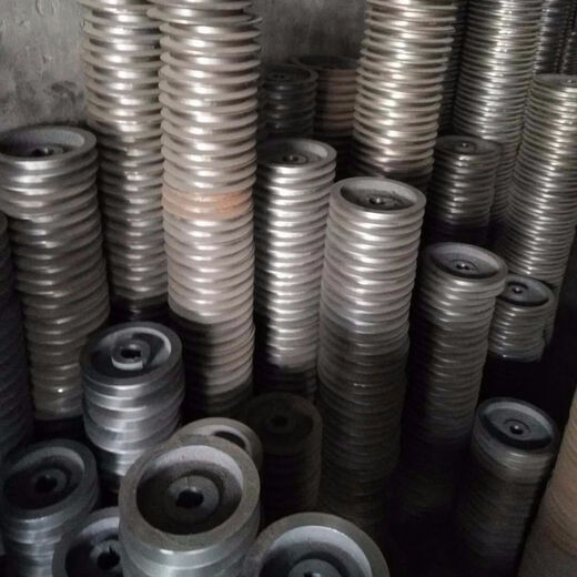 Pulley pulley triangle pulley B type three slot double slot motor pulley national standard cast iron wheel can be customized national standard B type double slot outer diameter 160 inner diameter 38