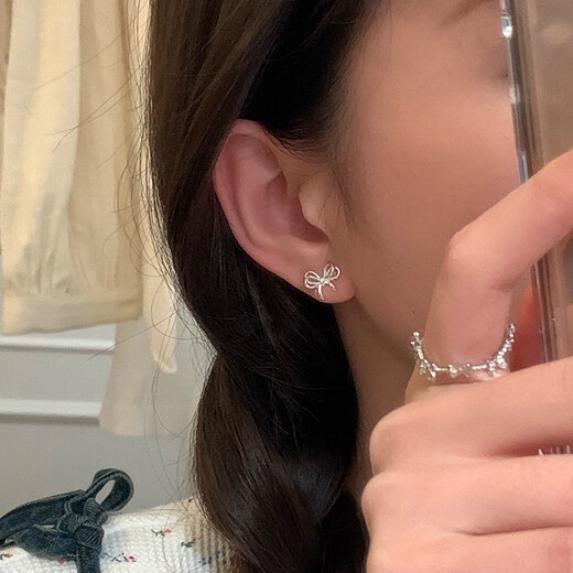 Miao Yijia Earrings Silver Needle Earrings Women's 2025 New Earrings Women's Temperament High-end Niche Ear Holization Birthday Gift Double-layer Hollow Bow Earrings Pair