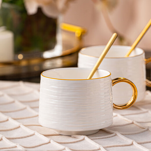 Hanming European high temperature resistant tea set Jingdezhen ceramic water set teapot living room home housewarming gift cup set 8-piece set/with rotatable tray gift box