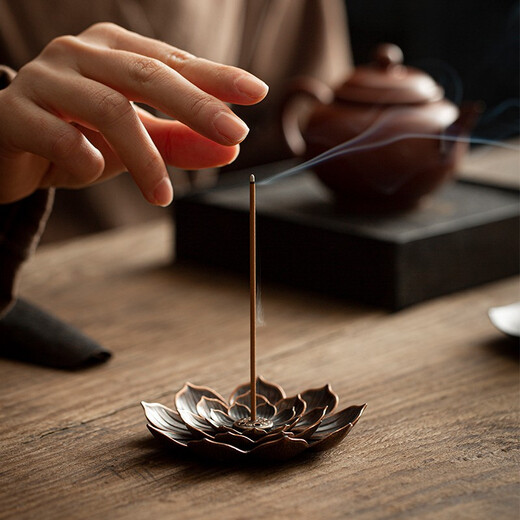 Muke creative tea ceremony incense burner alloy thread incense holder vertical line small incense burner home indoor sandalwood agarwood incense base incense ash holder tea table tea art decoration accessories alloy lotus thread incense holder