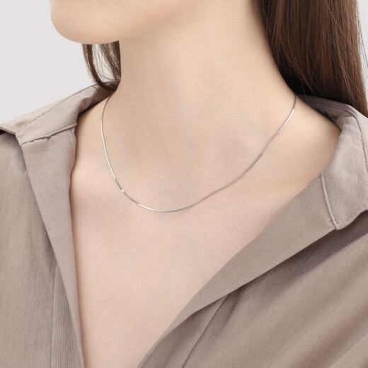 Chow Sang Sang Pt950 platinum versatile plain chain platinum necklace for men and women 32145N price 45cm - 5.04g (including labor cost 480 yuan)
