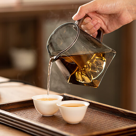 Gold inlaid jade glass fair cup, high borosilicate stainless steel tea filter electric ceramic stove, available wooden handle Kung Fu tea set accessories Shanlan wooden handle glass fair cup