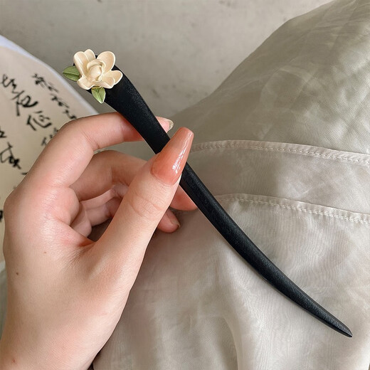 Zhuo Keke retro wooden hairpin, ancient style simple ball hair ornament, high-end fairy hairpin, temperament Hanfu hairpin, a gardenia flower