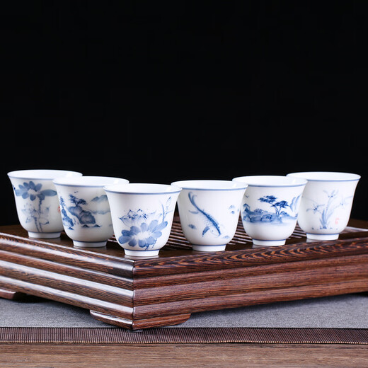 MULTIPOTENT Kung Fu Tea Cup Hand-painted Ceramic Blue and White Landscape Thin Body Porcelain Master Cup 6 Cups with Different Patterns Gift Box
