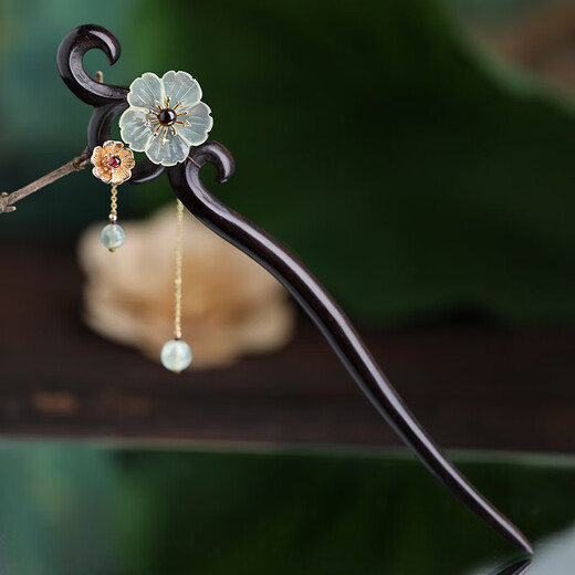 Blancpain ancient style hairpin sandalwood high-end hairpin national style new Chinese style flower hairpin black sandalwood hair accessories women's gift Yanyi hairpin