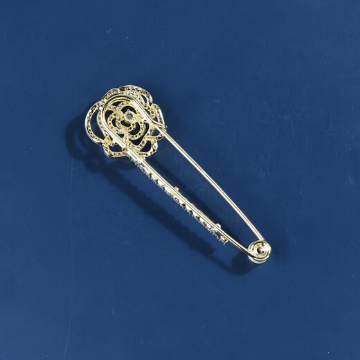 QUAMER High-end Pearl Small Fragrance Camellia Brooch Clothes Fixed Button Cardigan Coat Gold