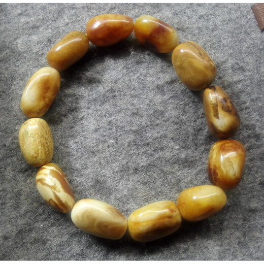 Qianjun beeswax bracelet 14.25g 11MM or so flower wax Russian material picture color