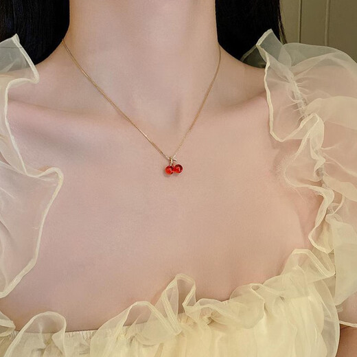 Jiuvia cherry necklace women's suit garnet color pendant light luxury niche design high-end clavicle chain temperament exquisite neck necklace birthday gift for wife and girlfriend JYXL098#cherry necklace gold