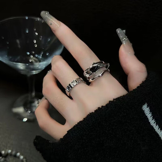 Decoration show geometric cold style ins black crystal ring niche design fashionable personality high-end sense open ring internet celebrity female trend black crystal style + irregular style