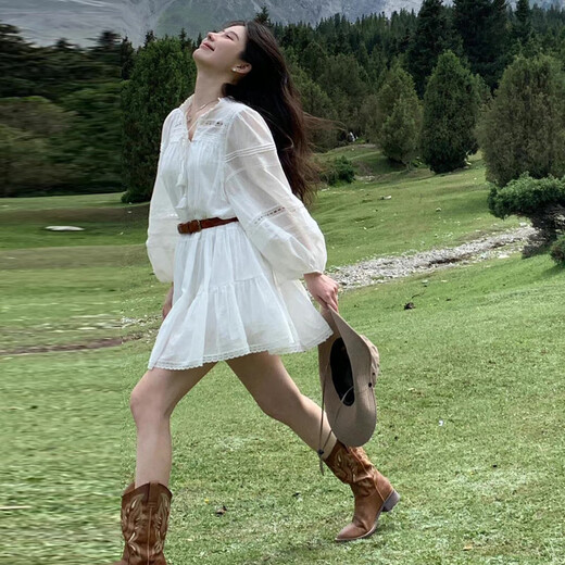 Muni holiday fairy skirt French dress 2025 new ethnic style hollow stitching long-sleeved loose dress with waist holiday fairy skirt white with belt S size recommended 80-105 Jin Jin equals 0.5 kg