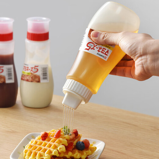 Japan imported nakaya squeeze bottle salad dressing ketchup oyster sauce honey soy sauce bottle squeeze bottle seasoning bottle food grade 5-hole squeeze bottle 260ml white
