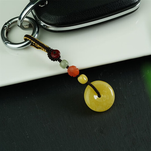 Shixi amber beeswax safety buckle pendant pendant key pendant mobile phone pendant natural raw ore retro bag hanging mobile phone pendant
