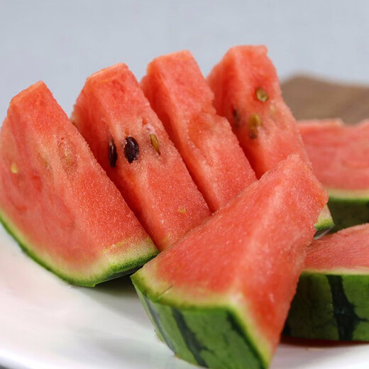 Shouhe crunchy type 8424 watermelon seeds, early mature, thin-skinned, summer and autumn seeds, watermelon seeds, 8424 watermelon seeds, 40 seeds + 5 seedlings