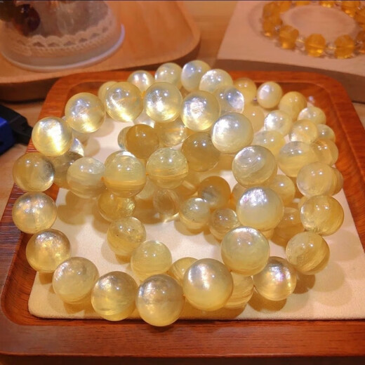 Luxurious natural gold dragon mica gold lepidolite yellow grandmother crystal bracelet crystal gemstone Mother's Day gift for men and women collectible gold lepidolite 9mm