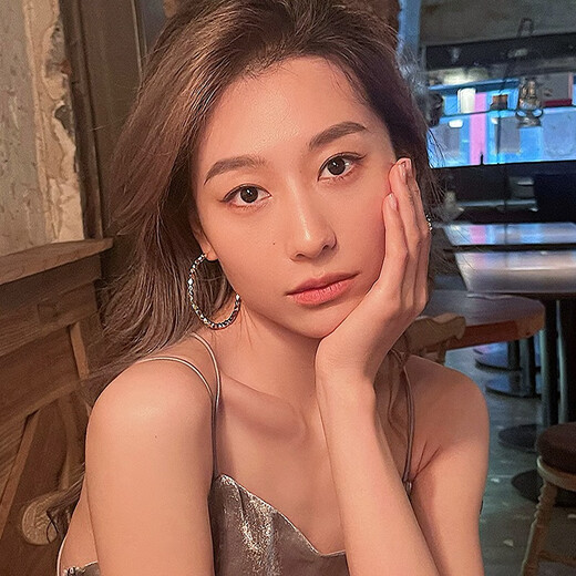 Fat Donglai's same style 18k gold large hoop earrings 2024 new k gold plain hoop women's hoop color gold gold design diameter 4cm