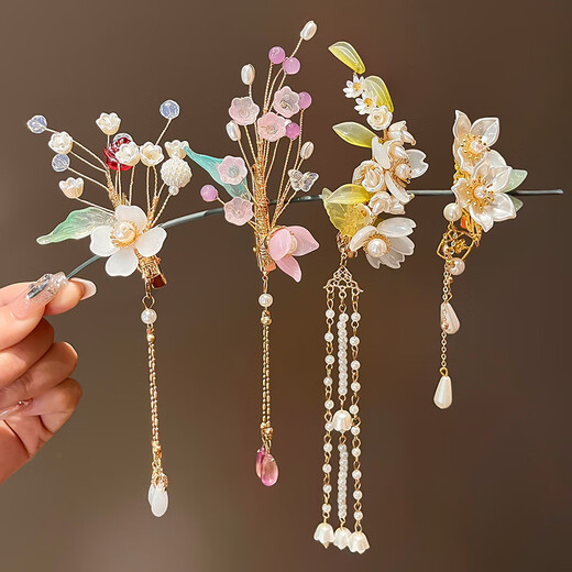 Tianzhuge new Chinese style hairpin high-end step-shaping tassel female lily of the valley flower plate hair ancient style Hanfu hair accessories cheongsam headdress classic 2-piece set