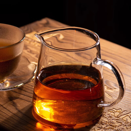 Yanhai Mid-Autumn Festival 2002 Fuding Fengxi Lake Forest Wilderness Old White Tea Aged Old White Tea Jujube Fragrance Laoshou Mei 500g Gift Box