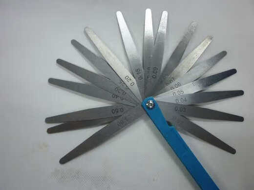 Feeler gauge single piece feeler gauge piece thickness 0.02-1.0mm Spring steel gap gauge feeler gauge piece length 100mm-300 200mm 17 pieces (0.02-1)