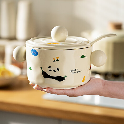 Modern housewife mototo panda lard jar household high temperature resistant ceramic jar with spoon chili oil special seasoning jar mototo lard jar large-kitchen panda 1.6L