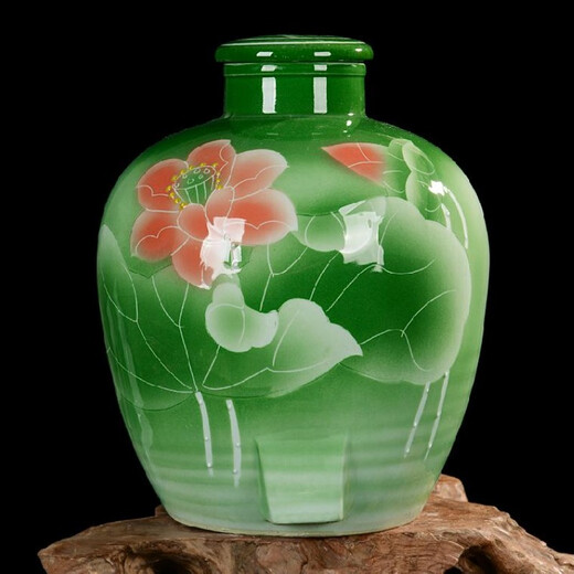 So red that it turns purple Jingdezhen wine jar ceramic wine jar soaked wine jar homemade wine jar hand-painted carved lotus stainless steel faucet 50Jin Jin equals 0.5 kg