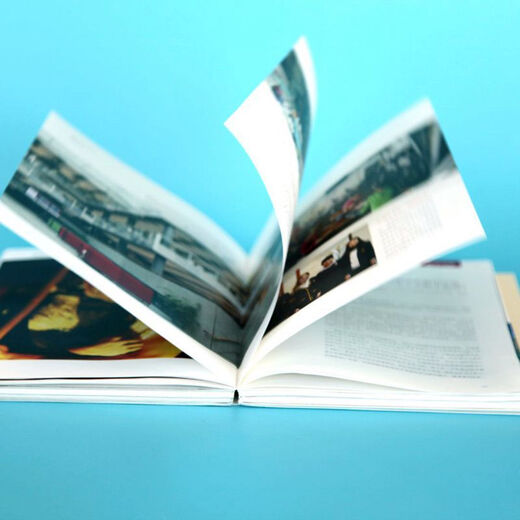 镜头里的世界名校 新东方CEO周成刚聚焦世界名校风采影像集