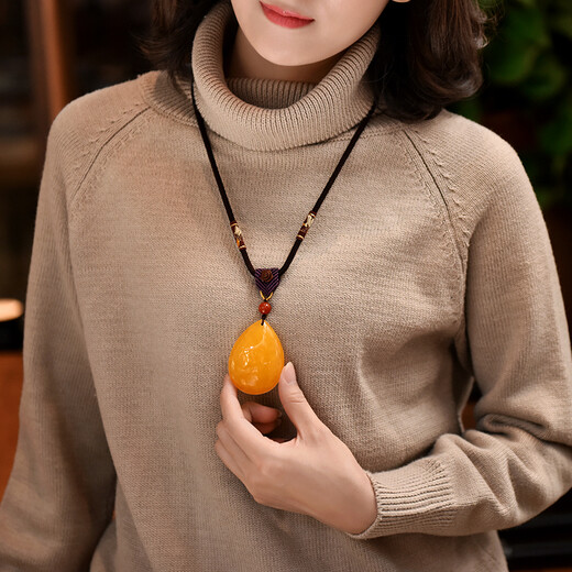 OUCERNY Beeswax Pendant Chicken Oil Red Yellow Amber White Nectar Water Drop Necklace Sweater Chain Collectible Orphan Russian Material as a Gift Selected 15g+ Select the Best Shipment One Product One Certificate