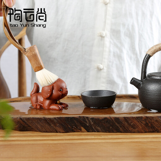 Tao Yunshang's purple sand cute dog tea pet ornaments, exquisite purple sand zodiac dog tea pet, creative purple sand tea pet ornaments, prosperous cute dog, clear cement